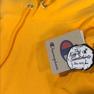 Man’s yellow champion sweater brand new XL